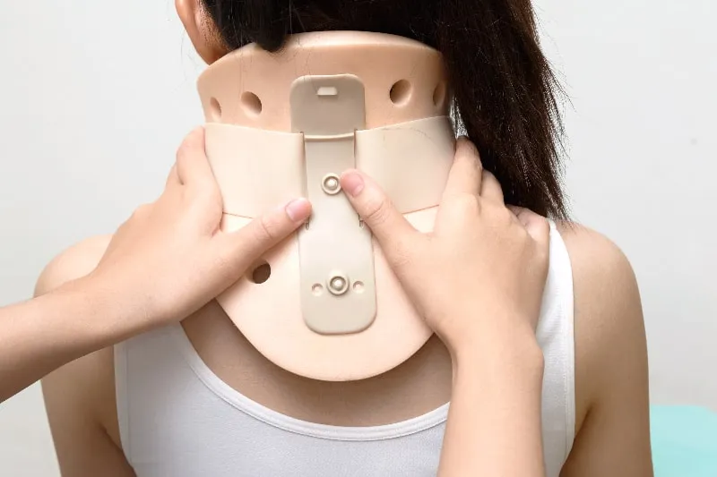 交通事故でのむち打ちの施術ならひじり鍼灸接骨院へお任せください!